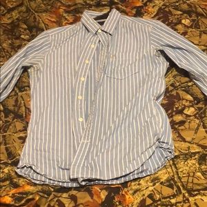 American Eagle Button-Up